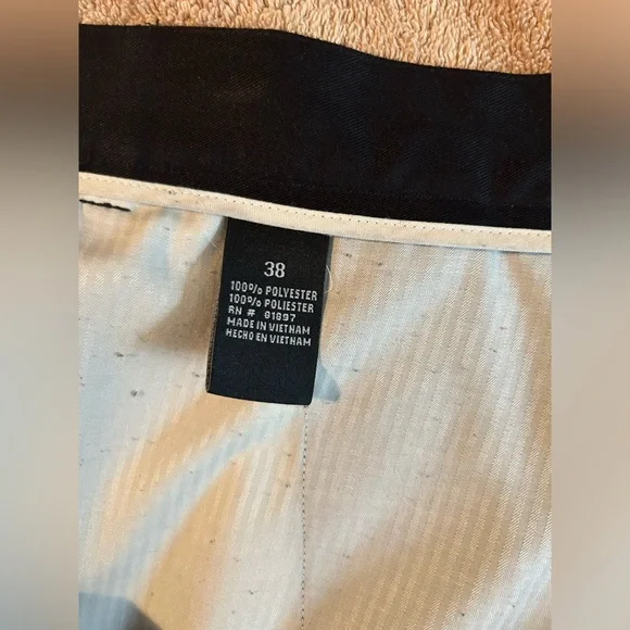 Crossings men’s shorts. Beautiful. Size 38. EUC - Picture 3 of 4